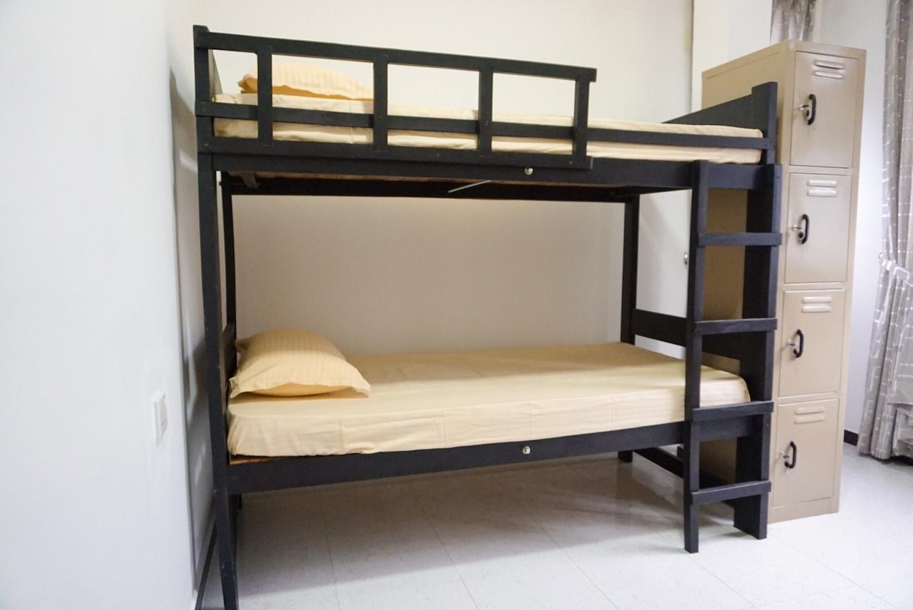 White Rose Hostel Канді Екстер'єр фото